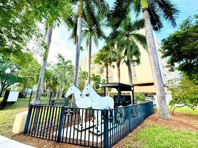 https://bt-photos.global.ssl.fastly.net/miami/orig_boomver_1_A11832018-2.jpg