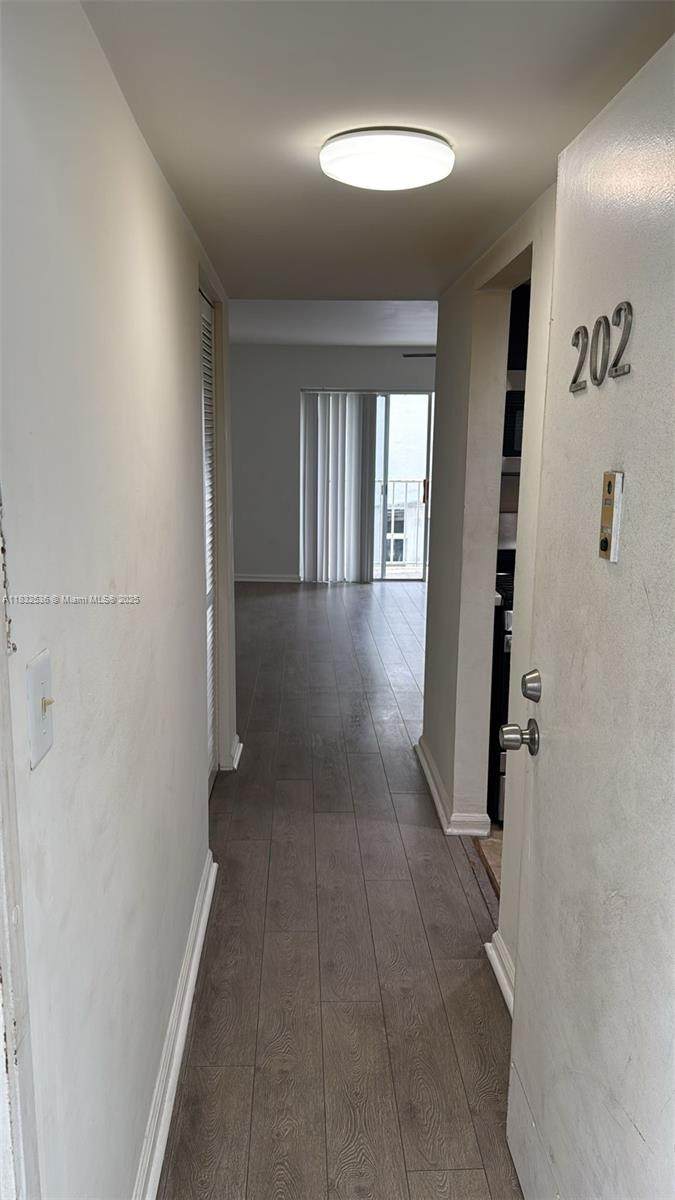 1615 Meridian Ave - Photo 1