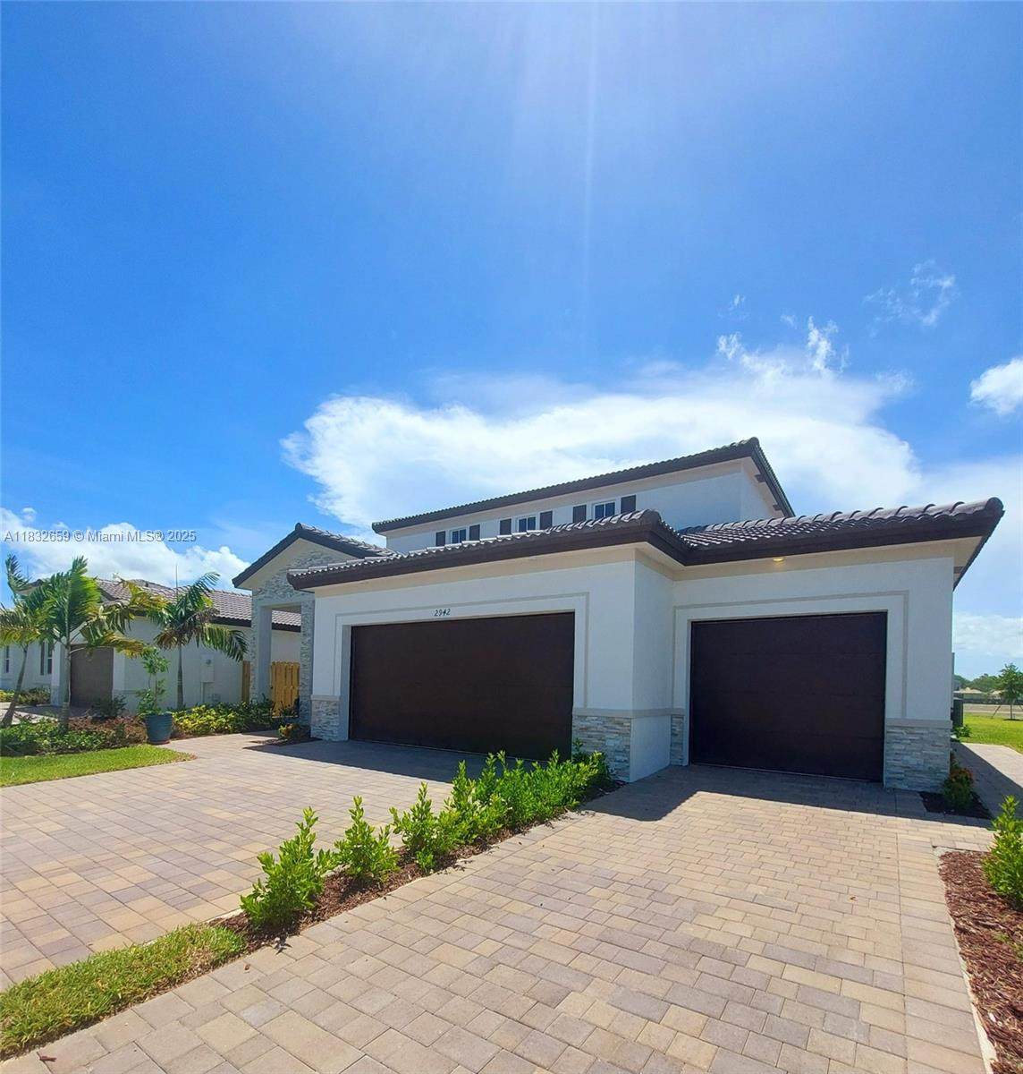 2942 23rd Ave - Photo 1