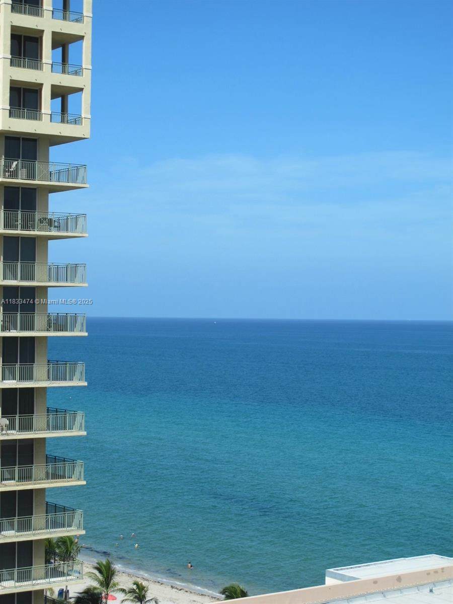 3140 Ocean Dr - Photo 1