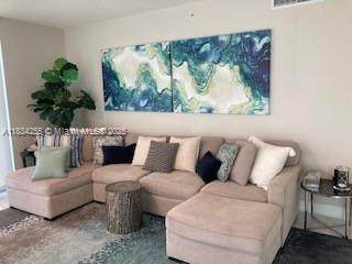 https://bt-photos.global.ssl.fastly.net/miami/orig_boomver_1_A11834255-2.jpg