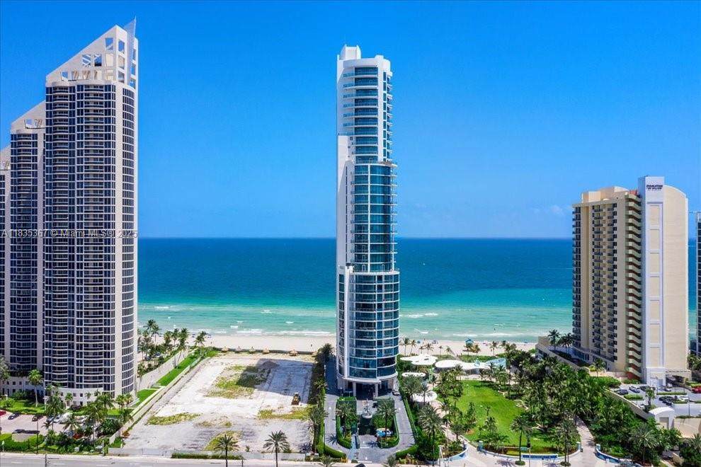 https://bt-photos.global.ssl.fastly.net/miami/1280_boomver_1_A11835367-2.jpg