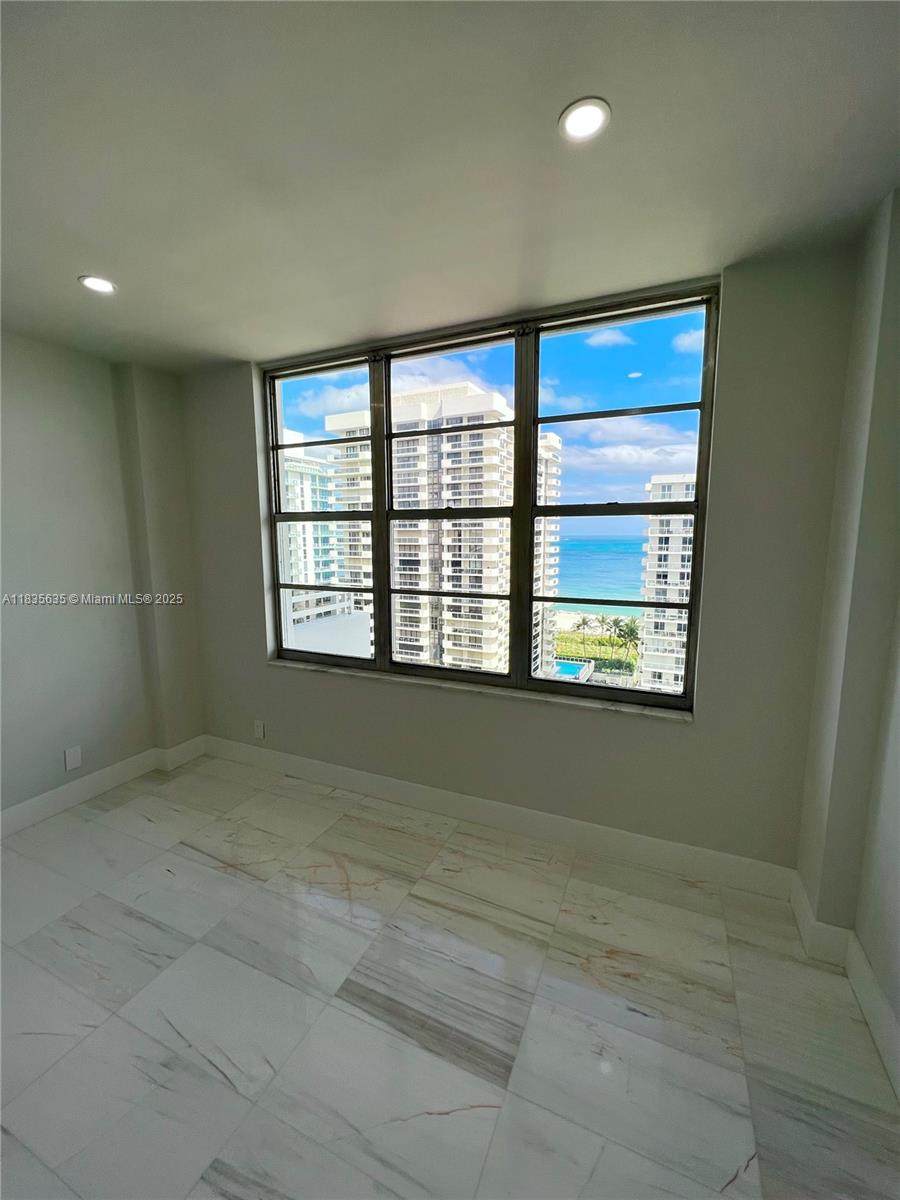 https://bt-photos.global.ssl.fastly.net/miami/orig_boomver_1_A11835635-2.jpg