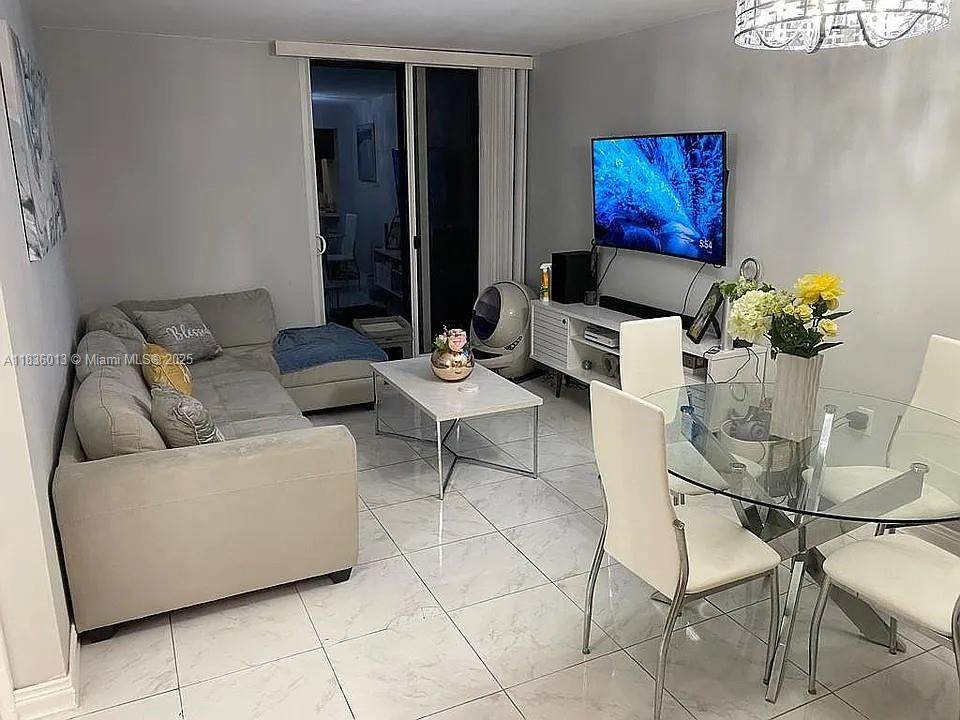 800 Miami Ave - Photo 1