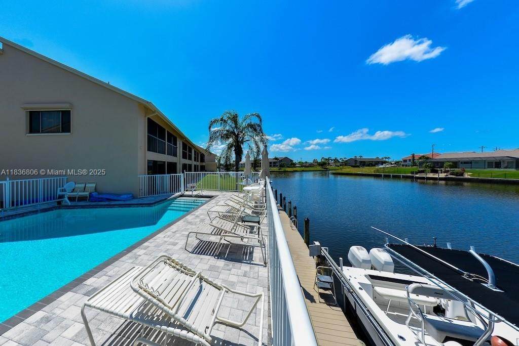https://bt-photos.global.ssl.fastly.net/miami/orig_boomver_1_A11836806-2.jpg