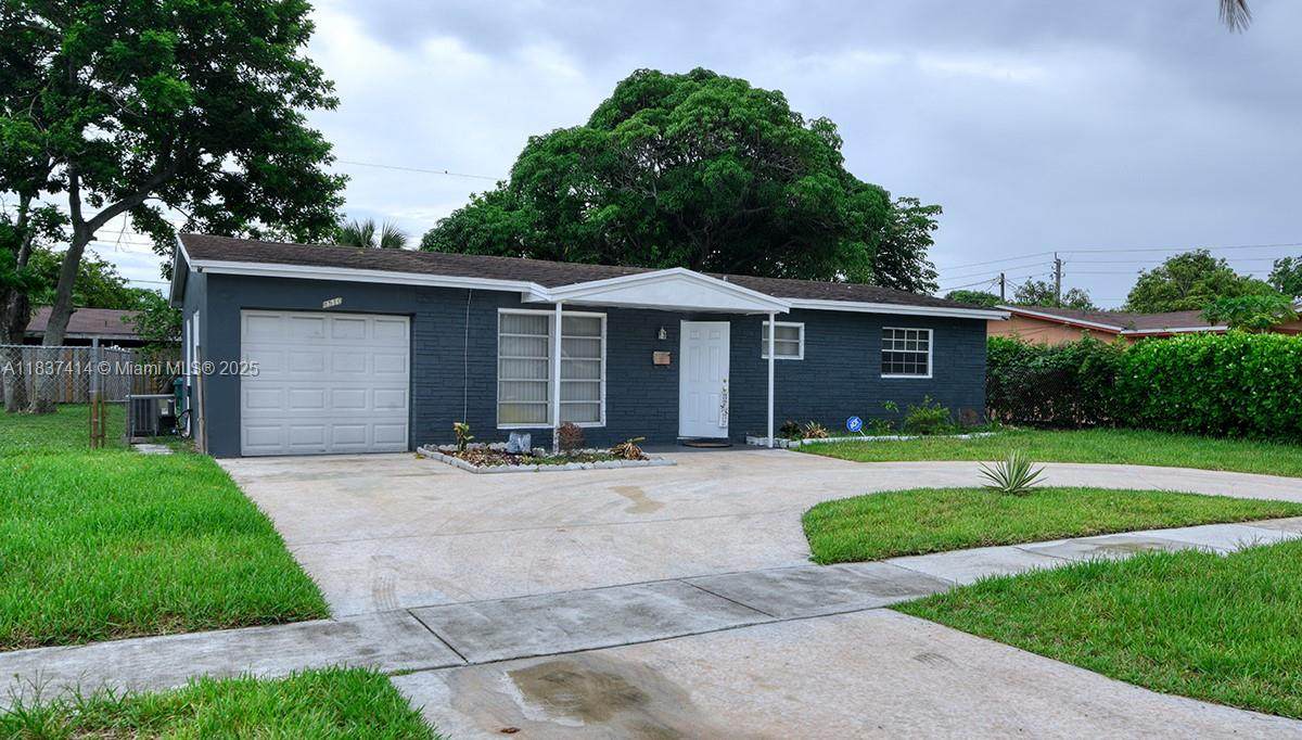 4510 23rd St - Photo 1
