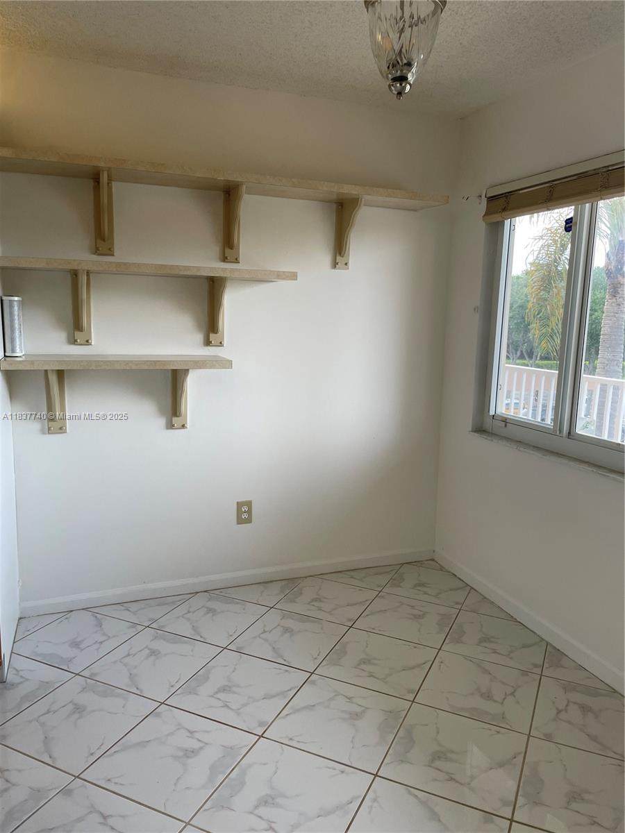 https://bt-photos.global.ssl.fastly.net/miami/orig_boomver_1_A11837740-2.jpg