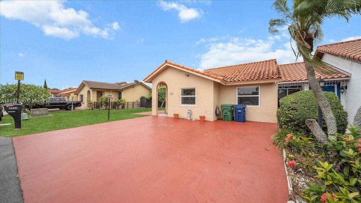 https://bt-photos.global.ssl.fastly.net/miami/orig_boomver_1_A11837846-2.jpg