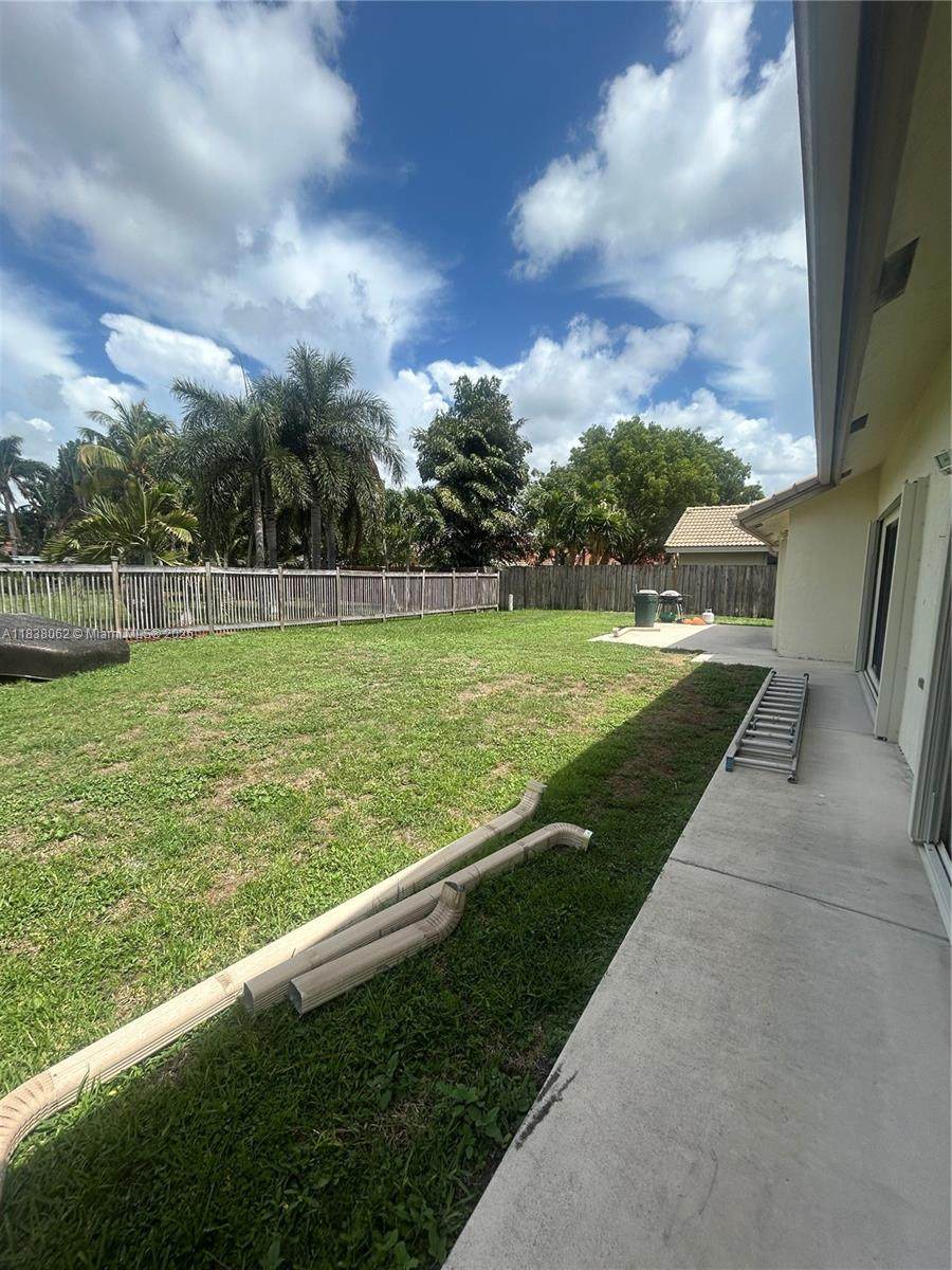 https://bt-photos.global.ssl.fastly.net/miami/1280_boomver_1_A11838062-2.jpg