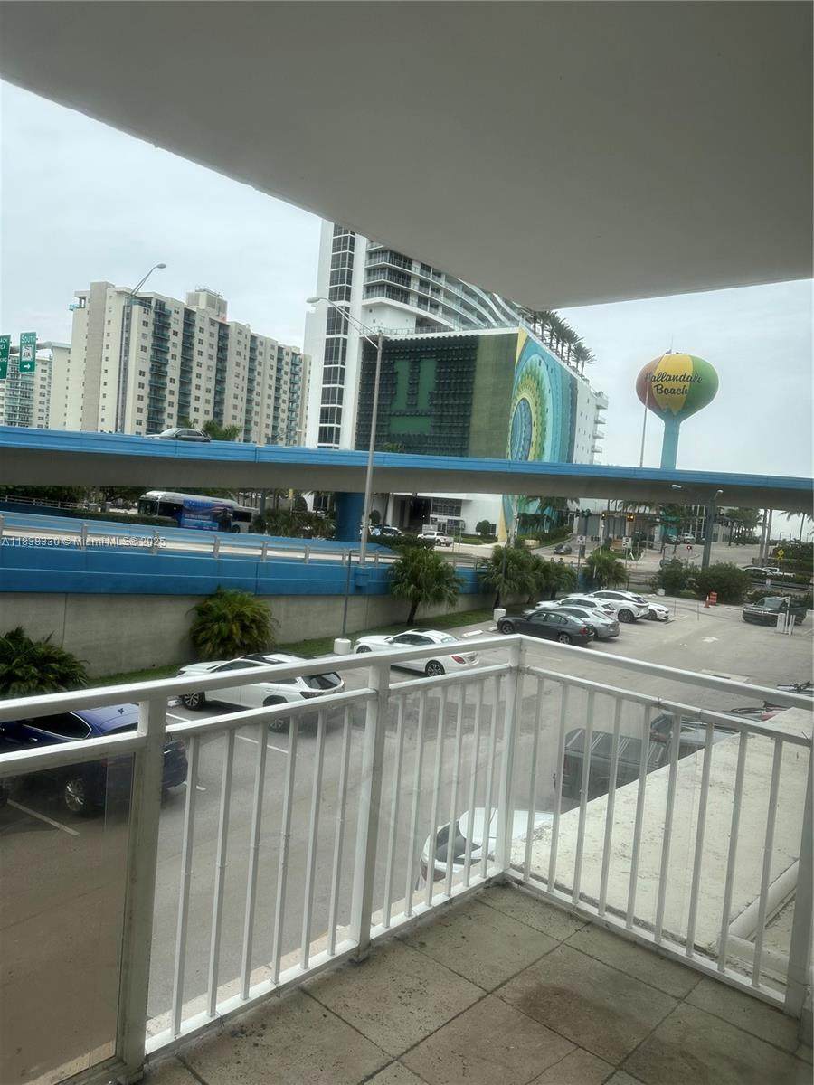 1801 Ocean Dr - Photo 1
