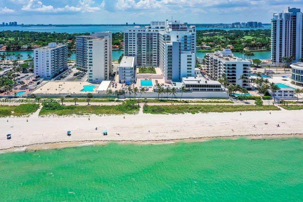 5401 Collins Ave - Photo 1