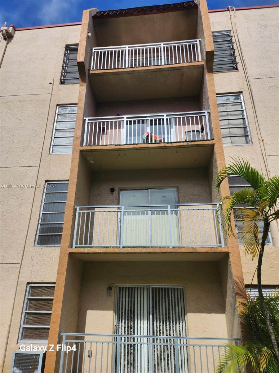 4841 7th St - Photo 1