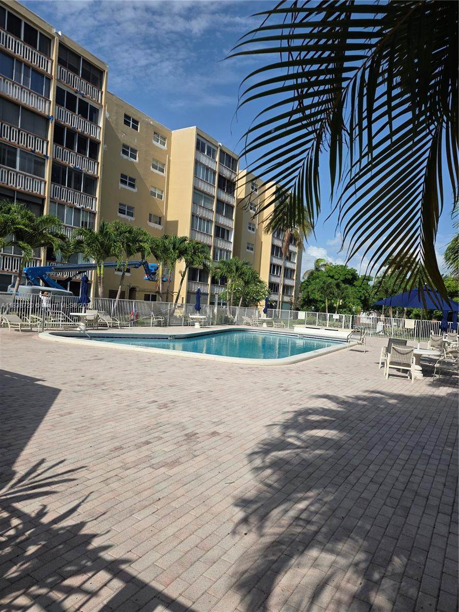 https://bt-photos.global.ssl.fastly.net/miami/orig_boomver_1_A11838720-2.jpg