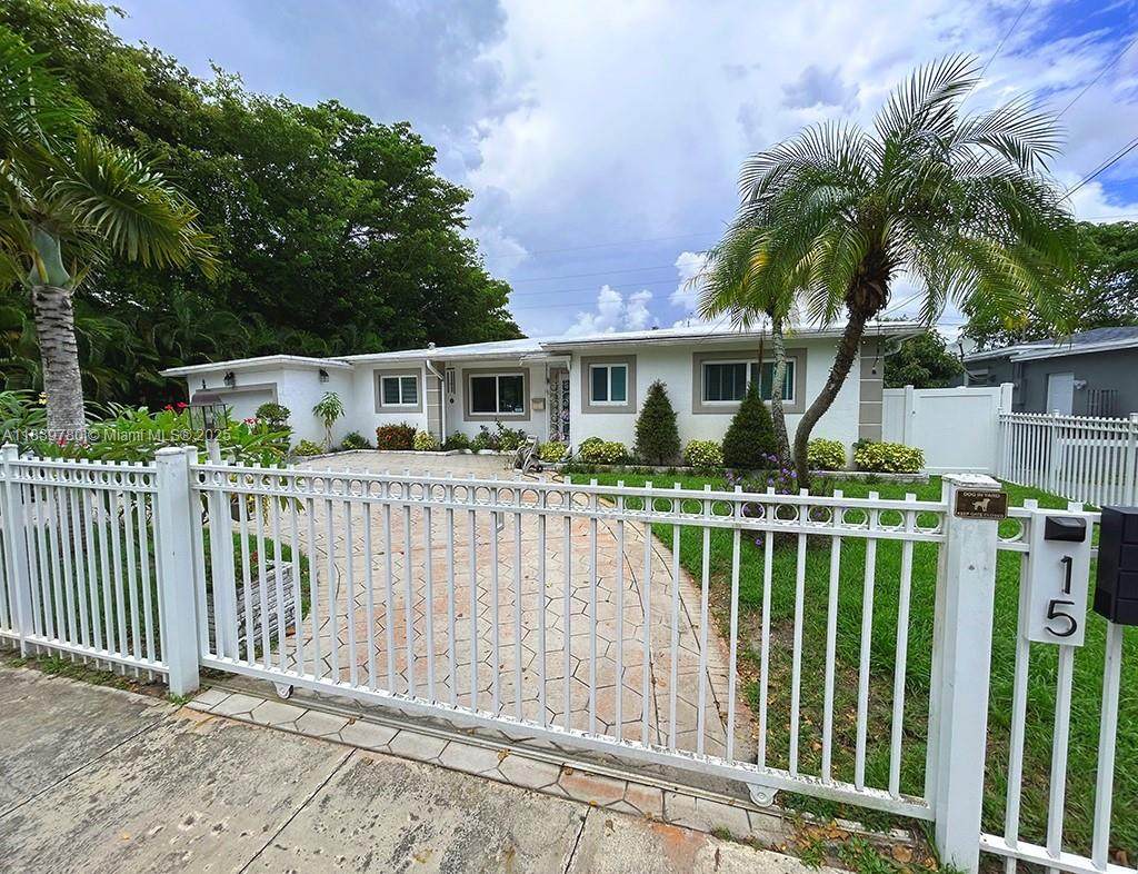 15 134th St - Photo 1