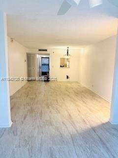 https://bt-photos.global.ssl.fastly.net/miami/orig_boomver_1_A11840125-2.jpg