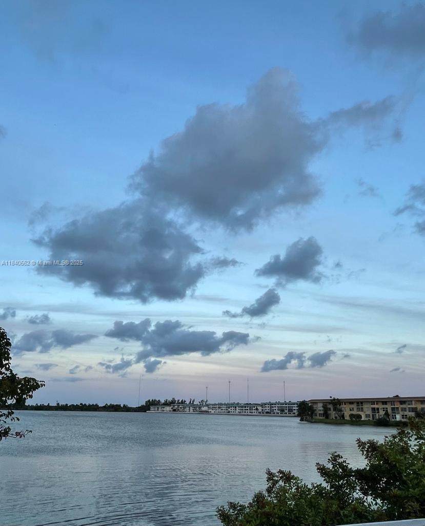 https://bt-photos.global.ssl.fastly.net/miami/orig_boomver_1_A11840562-2.jpg