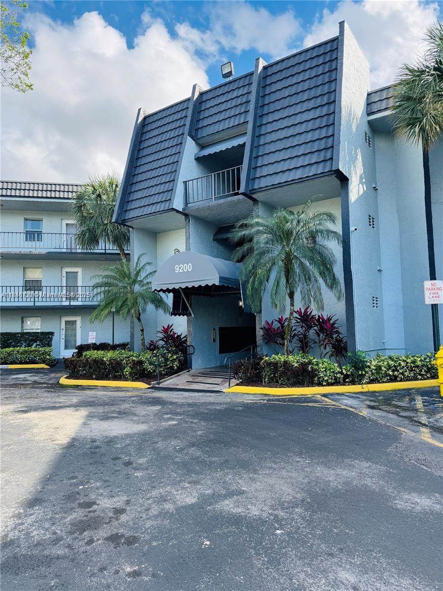 9200 Lime Bay Blvd - Photo 1
