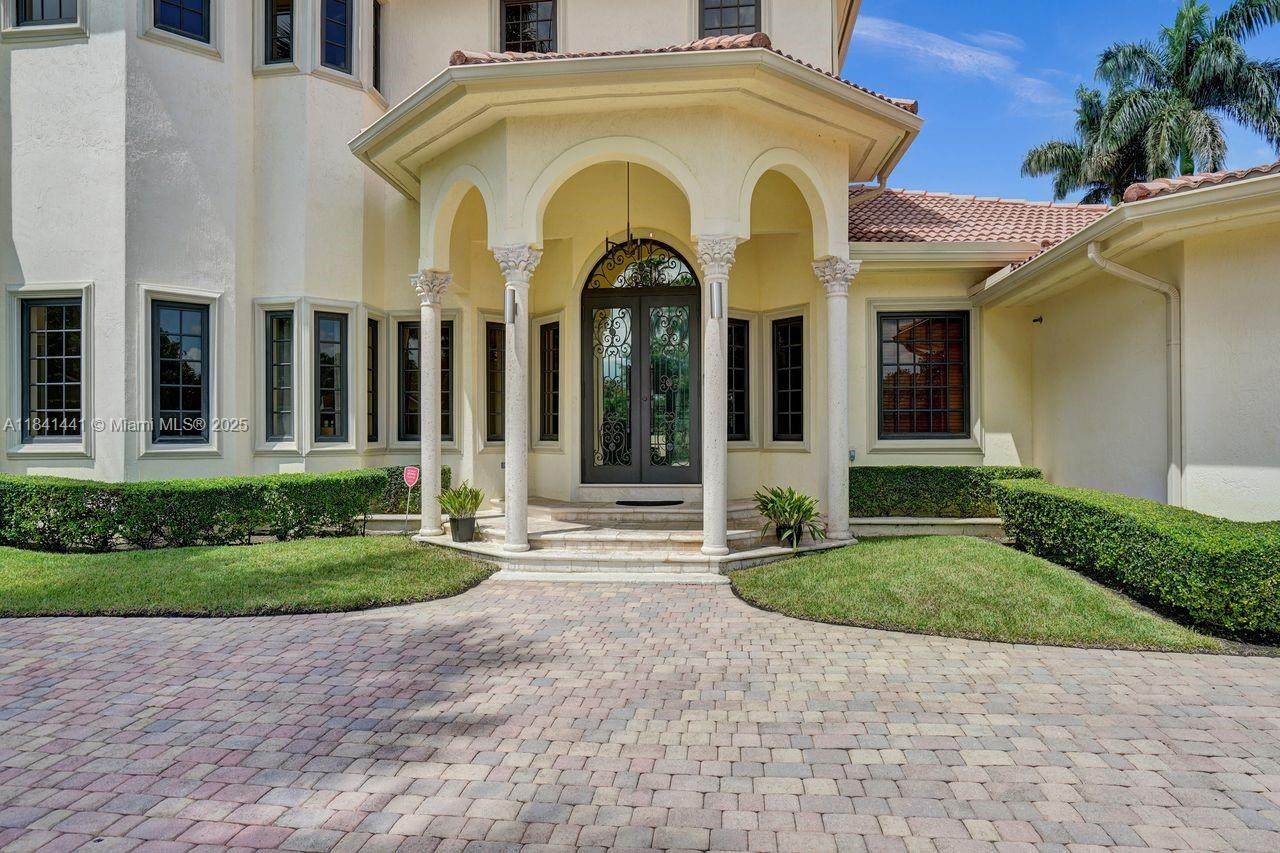 https://bt-photos.global.ssl.fastly.net/miami/orig_boomver_1_A11841441-2.jpg