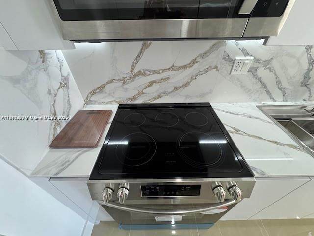 18071 Biscayne Blvd - Photo 1