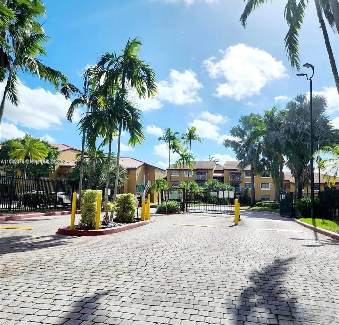 15560 80th St - Photo 1