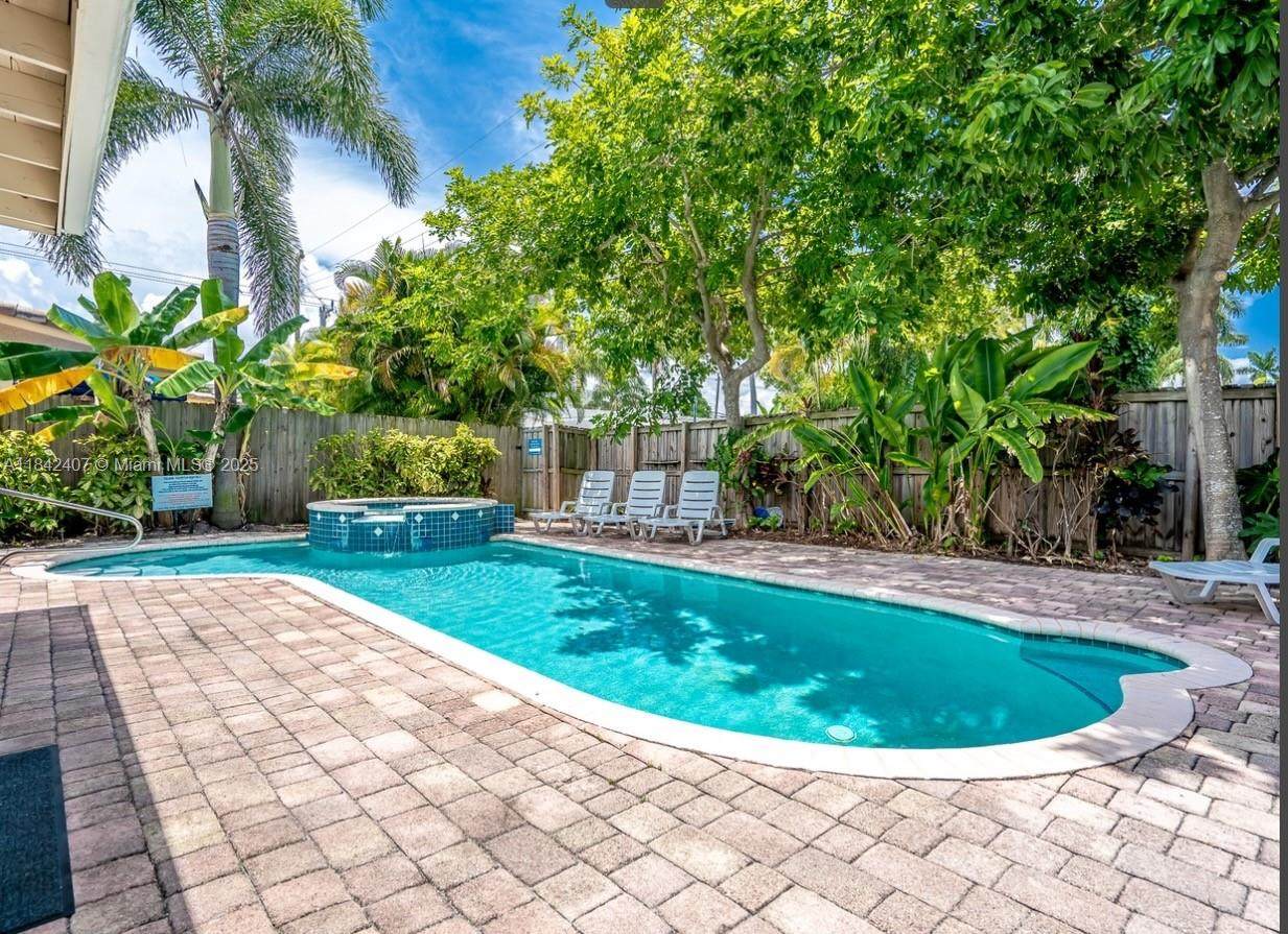 https://bt-photos.global.ssl.fastly.net/miami/orig_boomver_1_A11842407-2.jpg