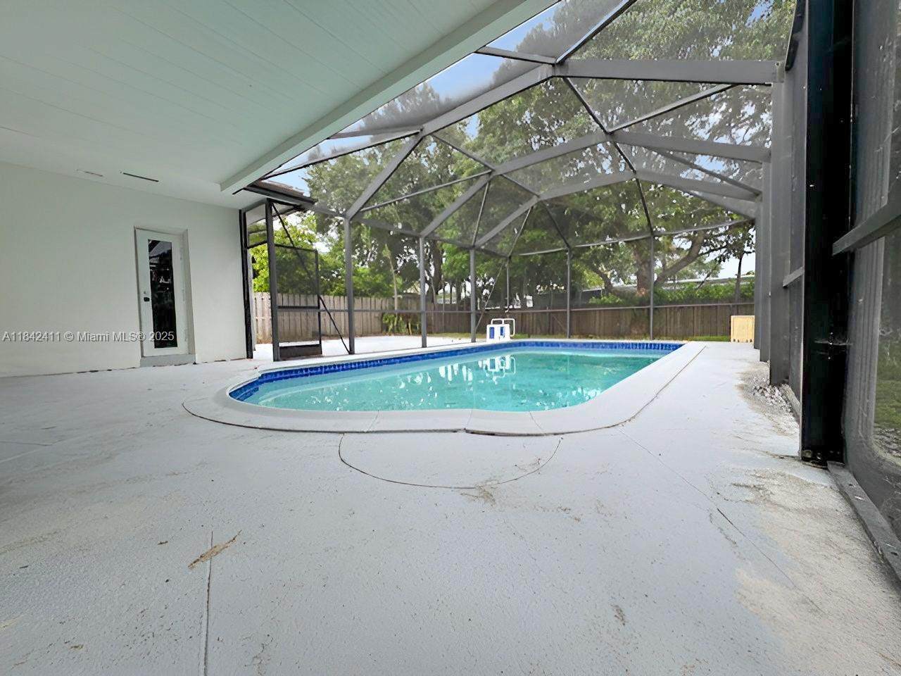 https://bt-photos.global.ssl.fastly.net/miami/orig_boomver_1_A11842411-2.jpg