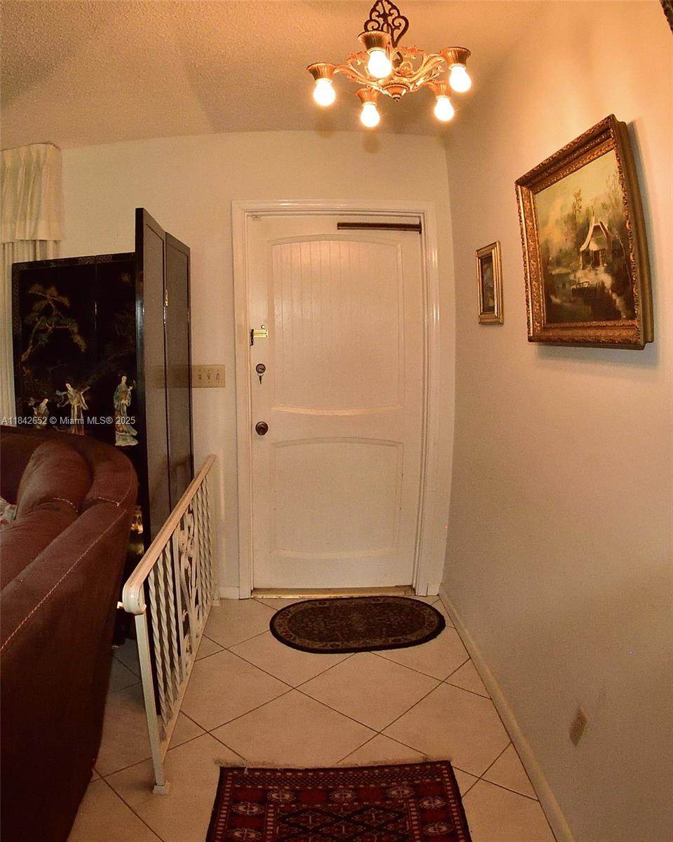 https://bt-photos.global.ssl.fastly.net/miami/1280_boomver_1_A11842652-2.jpg