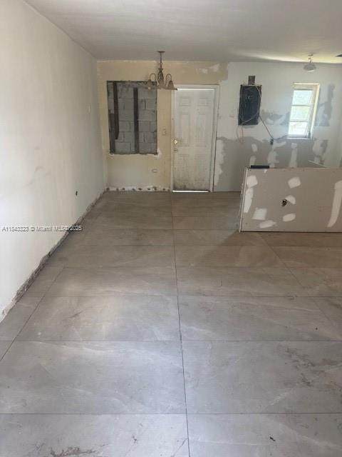 125 122nd St - Photo 1