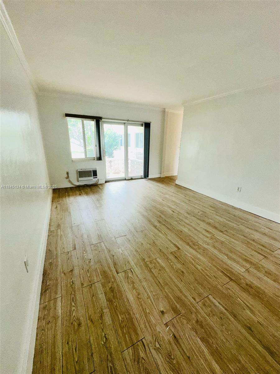 9281 Bay Harbor Dr - Photo 1