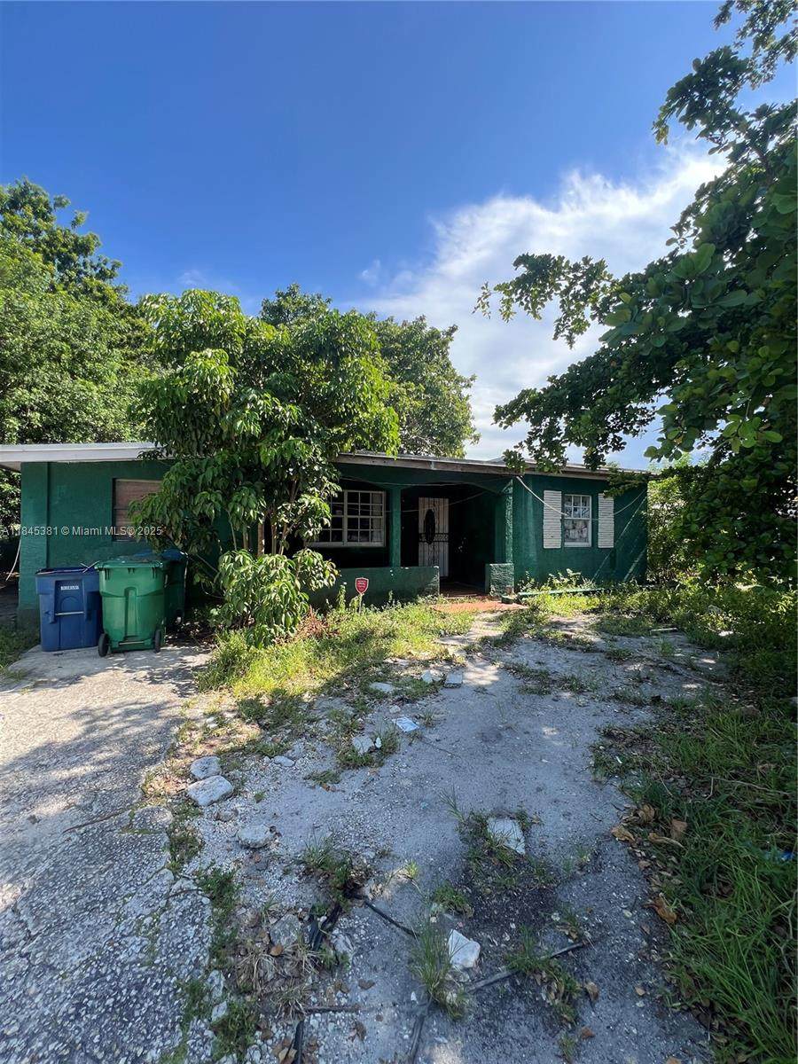 1830 135th St - Photo 1