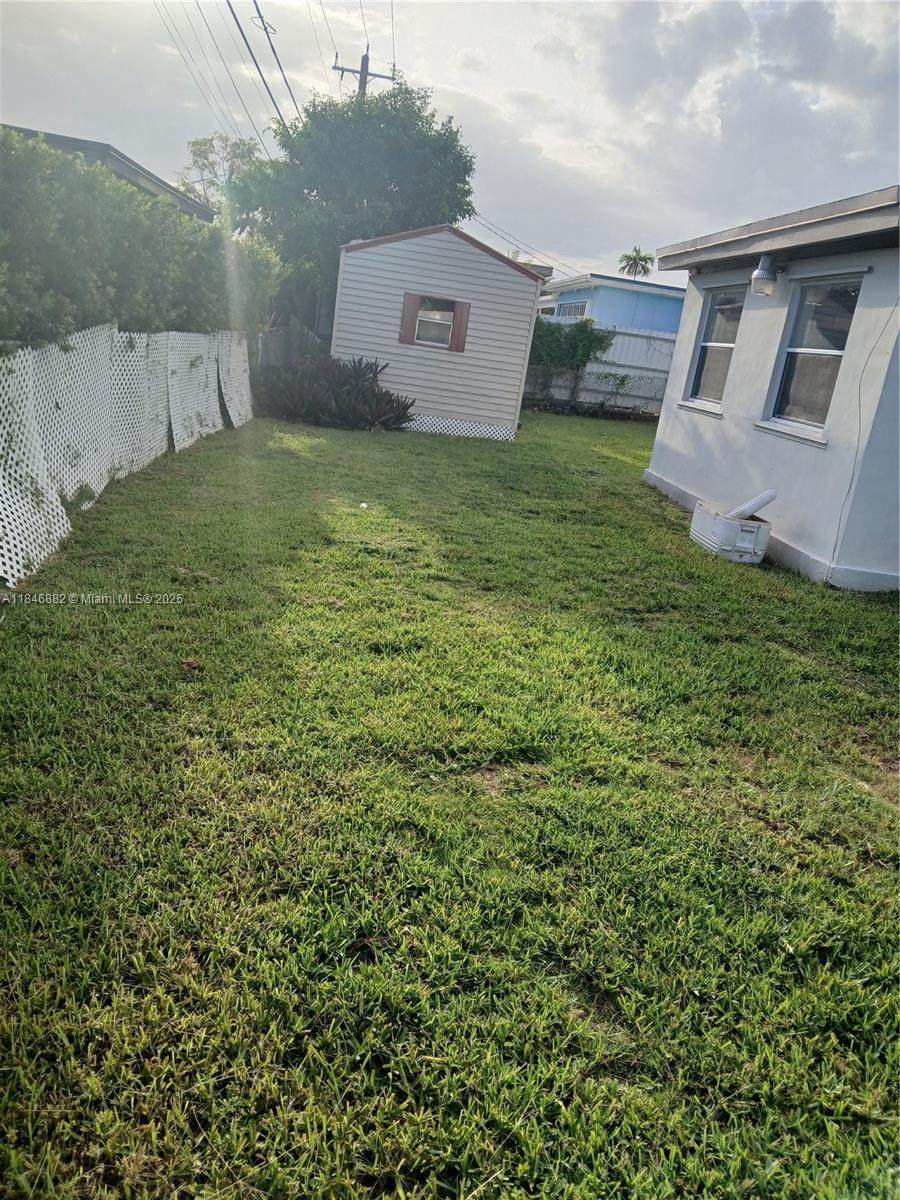 https://bt-photos.global.ssl.fastly.net/miami/1280_boomver_1_A11846882-2.jpg