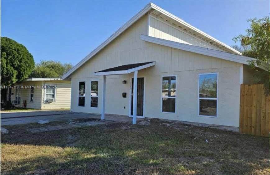 1230 Bernice Dr - Photo 1