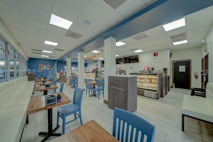 Bakery For Sale On Dixie Hwy - Photo 1