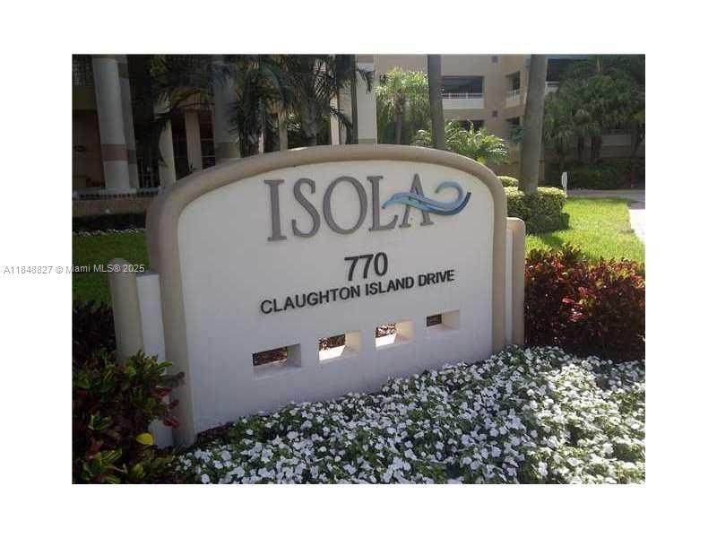 770 Claughton Island Dr - Photo 1