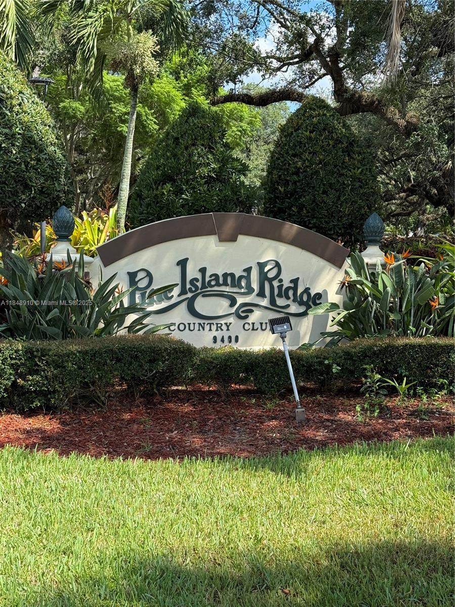 9450 Poinciana Pl - Photo 1