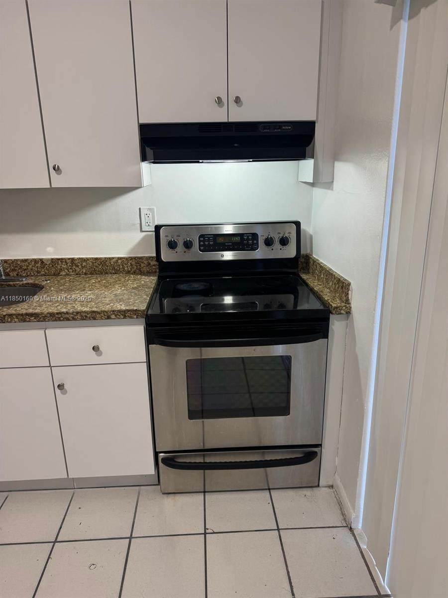 1244 5th St - Photo 1