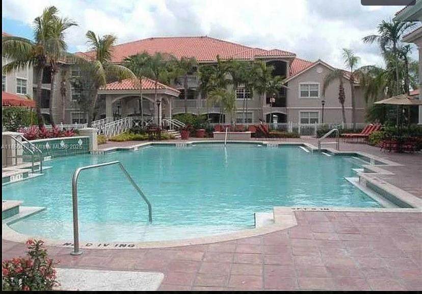 160 117th Ter - Photo 1