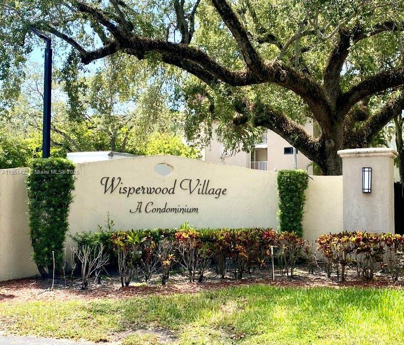 9301 92nd Ave - Photo 1