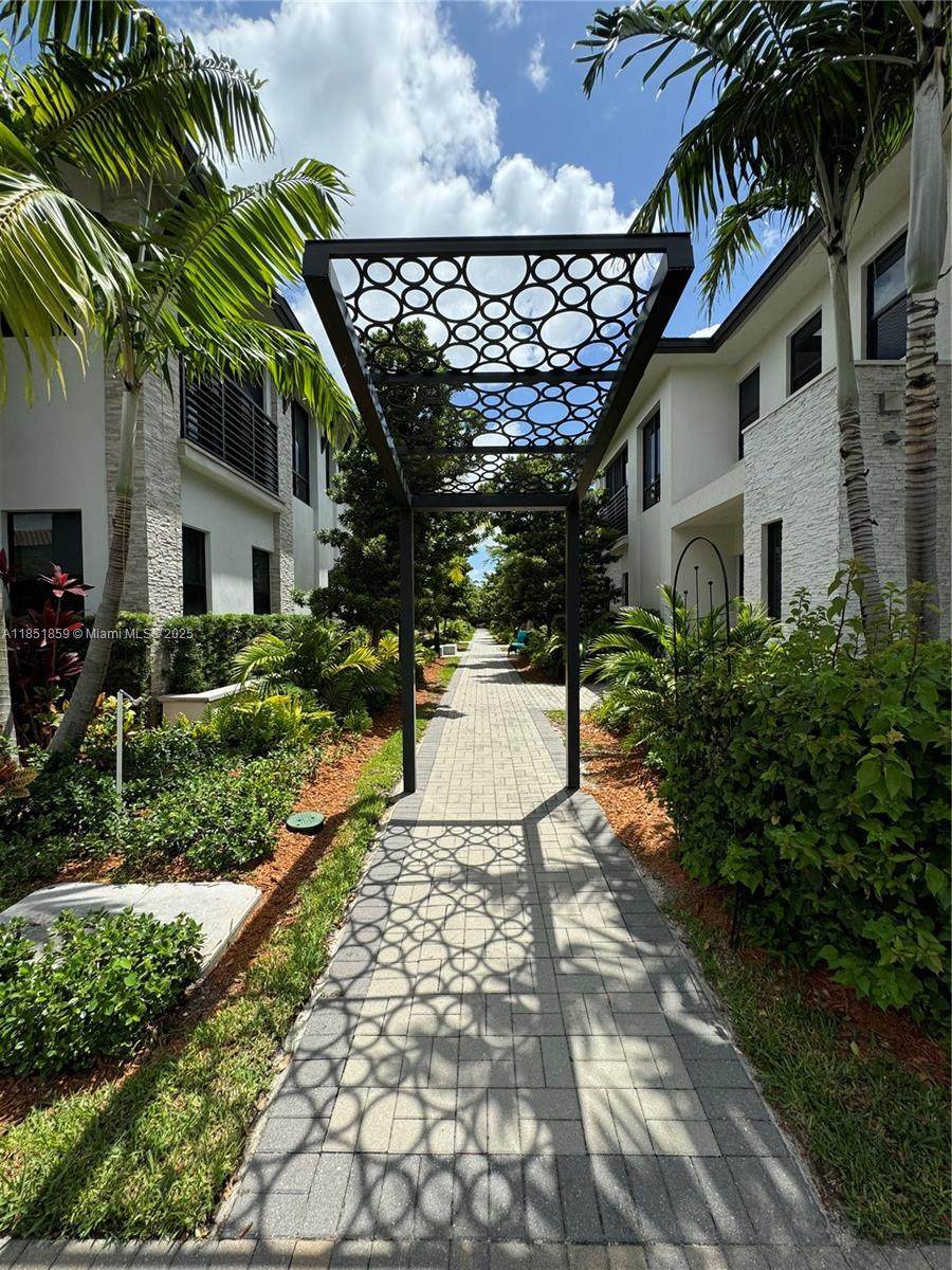 8283 47th Ln - Photo 1