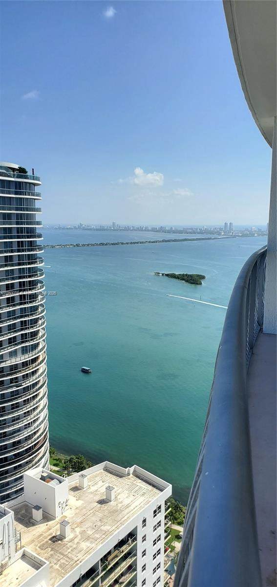 1750 Bayshore Dr - Photo 1