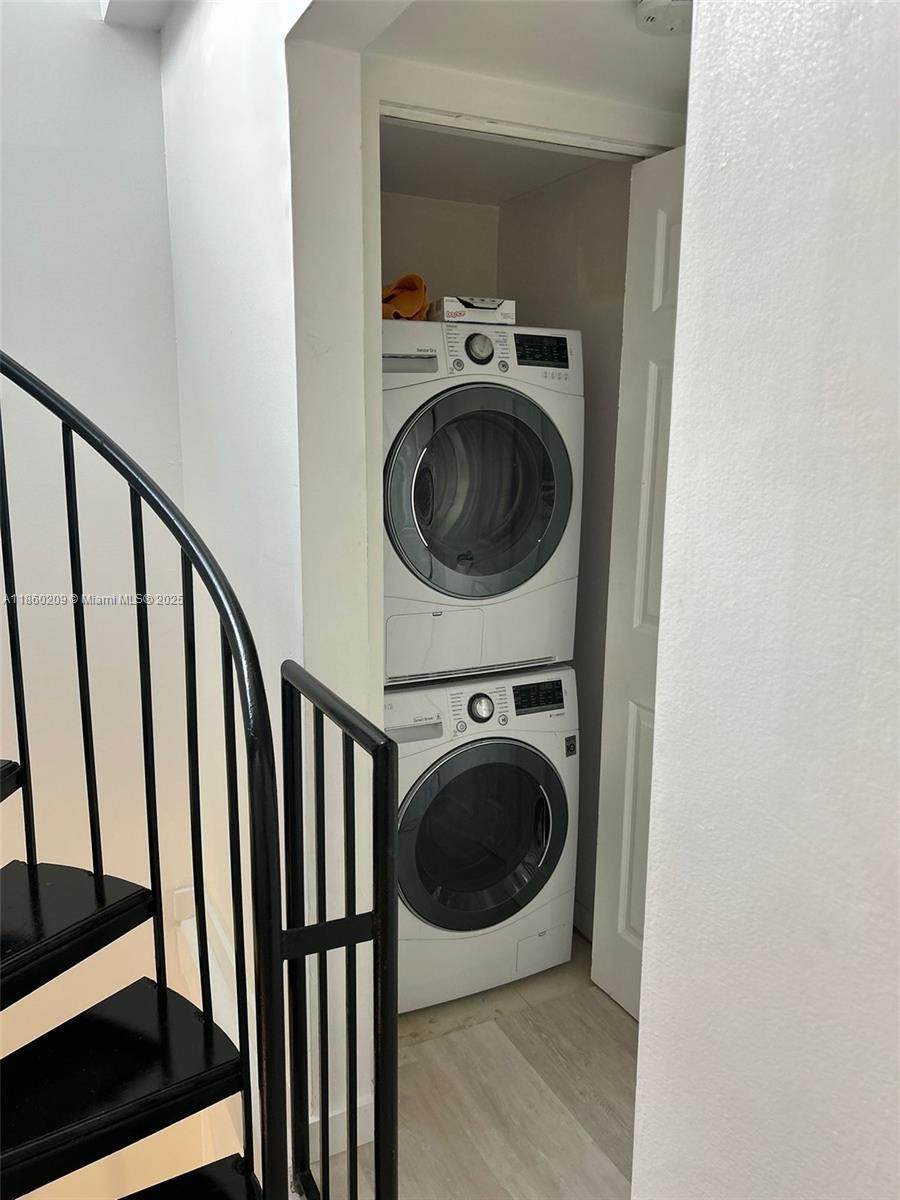 3036 27th Ave - Photo 1