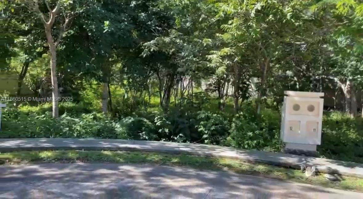 https://bt-photos.global.ssl.fastly.net/miami/orig_boomver_1_A11860515-2.jpg