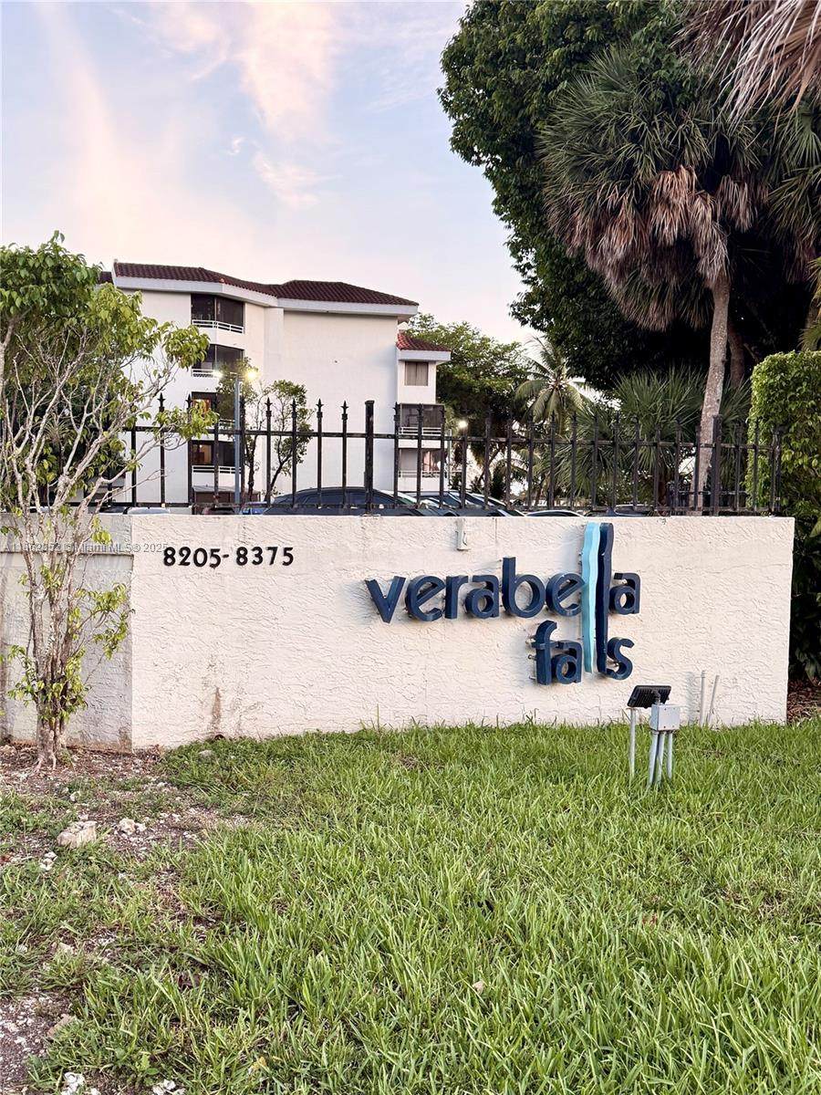 8365 152nd Ave - Photo 1