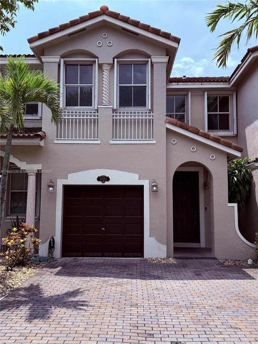 14928 23rd St - Photo 1