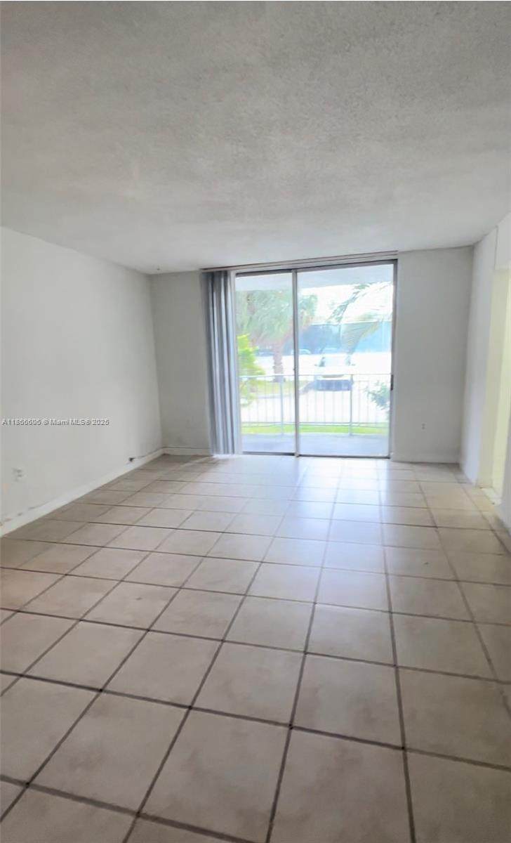 498 165th St Rd - Photo 1