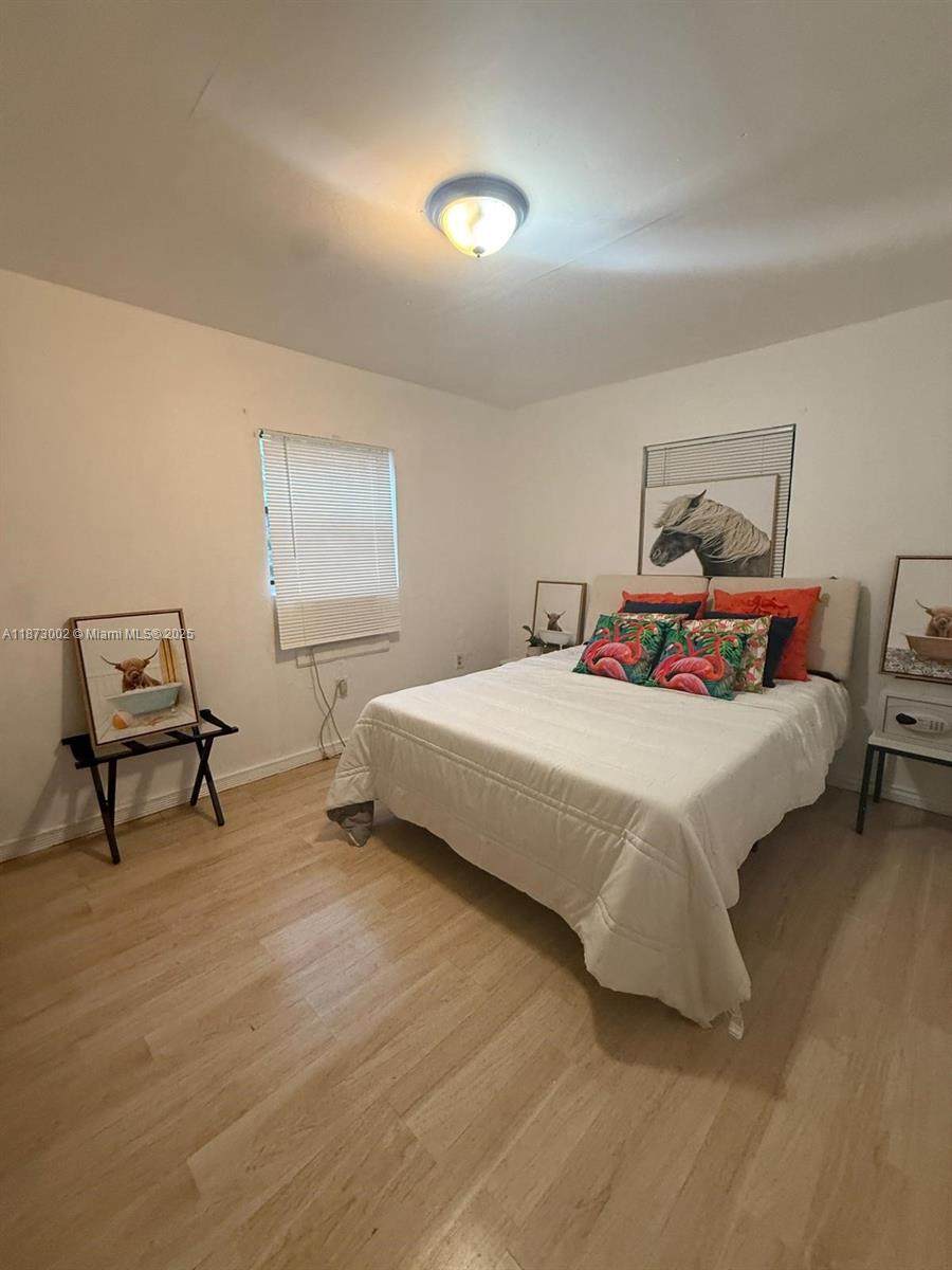 282 98th St - Photo 1