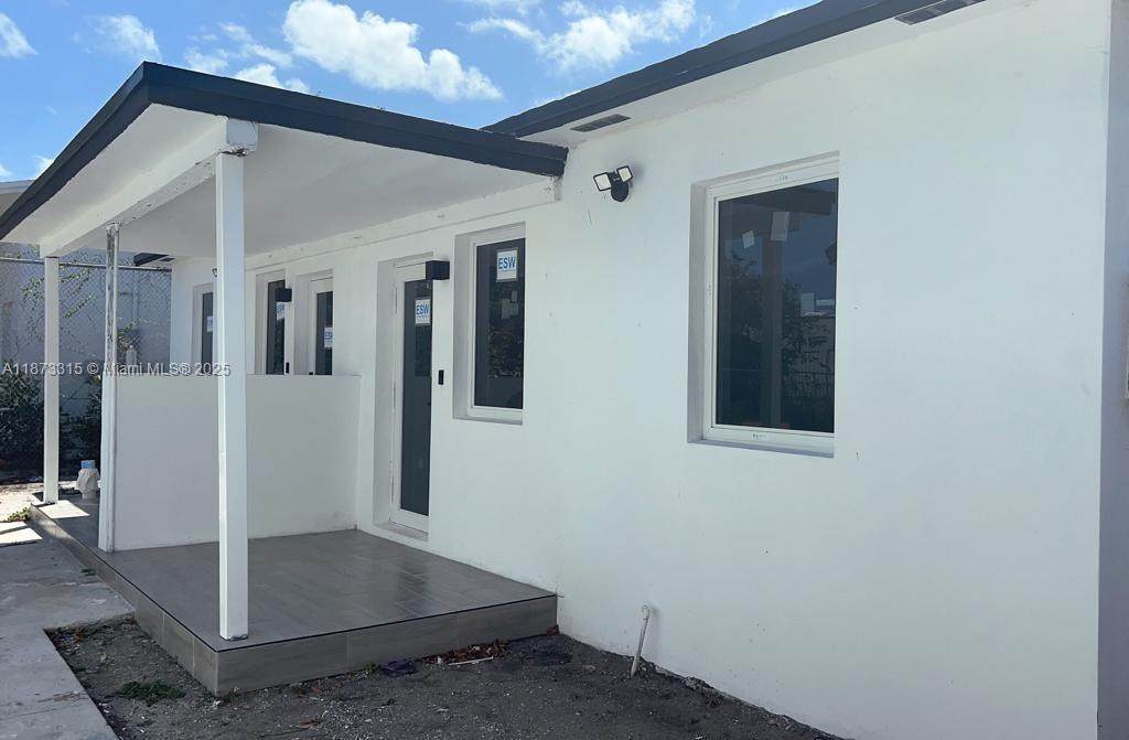 1013 1st Ave - Photo 1