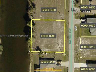 926 9th Ave - Photo 1