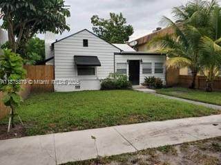 1925-1927 Rodman St - Photo 1