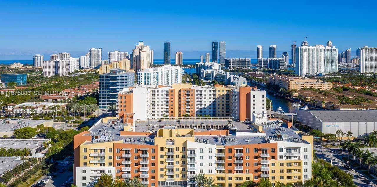 https://bt-photos.global.ssl.fastly.net/miami/1280_boomver_1_A11875886-2.jpg
